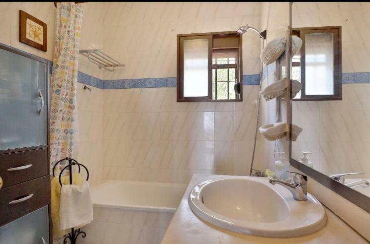 Finca La Cigarra Almodóvar del Río エクステリア 写真